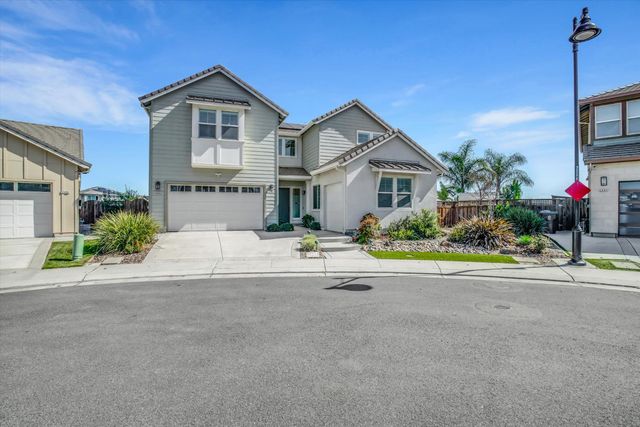 2495 Kruip Ct, Lathrop, CA 95330