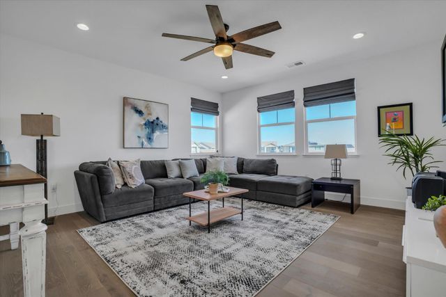 2495 Kruip Ct, Lathrop, CA 95330