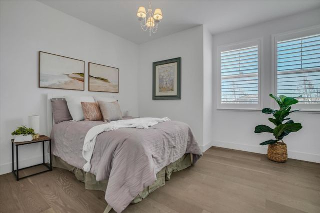 2495 Kruip Ct, Lathrop, CA 95330