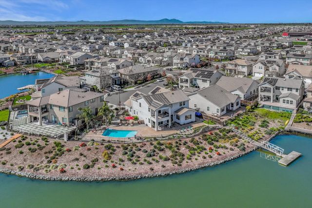 2495 Kruip Ct, Lathrop, CA 95330