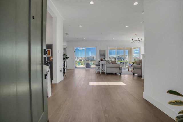 2495 Kruip Ct, Lathrop, CA 95330