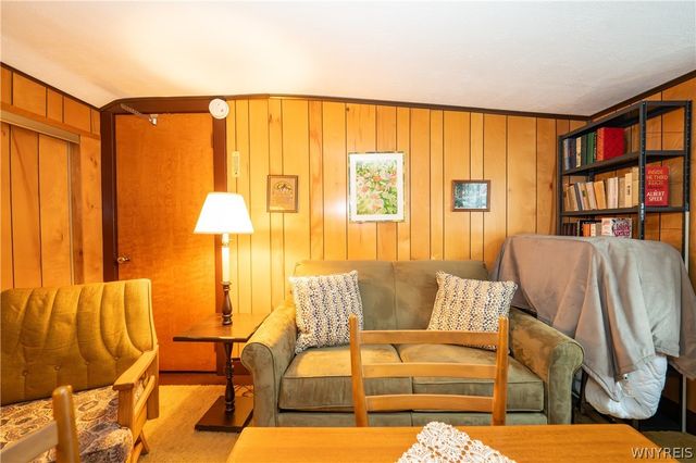 7587 Back Creek Road, Boston, NY 14075
