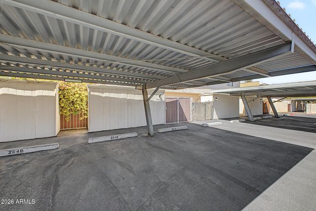 2046 W HAZELWOOD Parkway, Phoenix, AZ 85015