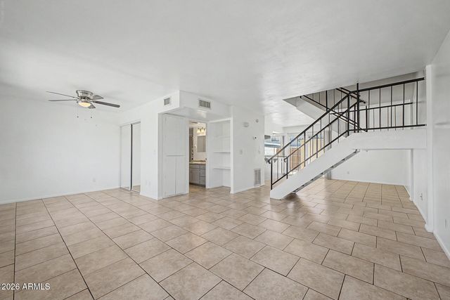 2046 W HAZELWOOD Parkway, Phoenix, AZ 85015