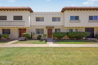 2046 W HAZELWOOD Parkway, Phoenix, AZ 85015