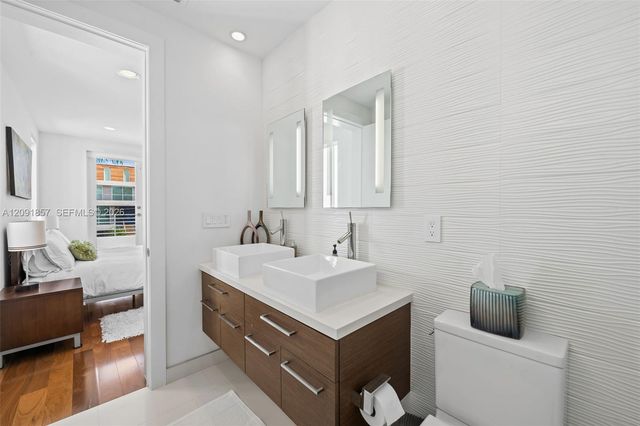 2317 N Atlantic Boulevard, Fort Lauderdale, FL 33305