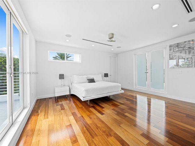 2317 N Atlantic Boulevard, Fort Lauderdale, FL 33305