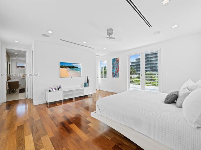 2317 N Atlantic Boulevard, Fort Lauderdale, FL 33305