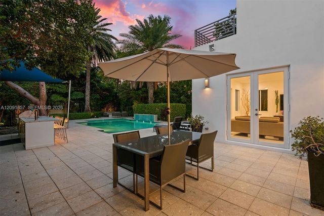 2317 N Atlantic Boulevard, Fort Lauderdale, FL 33305