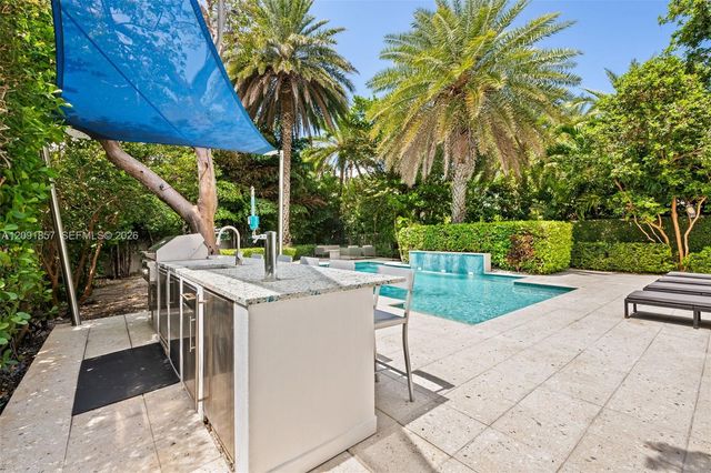 2317 N Atlantic Boulevard, Fort Lauderdale, FL 33305