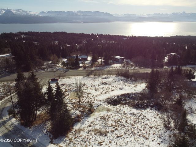 53480 E End Road, Homer, AK 99603
