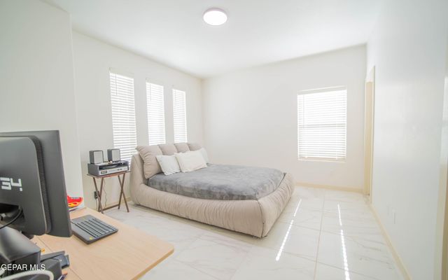 7417 Enchanted Point Drive, El Paso, TX 79911