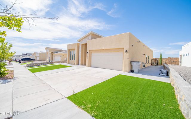 7417 Enchanted Point Drive, El Paso, TX 79911
