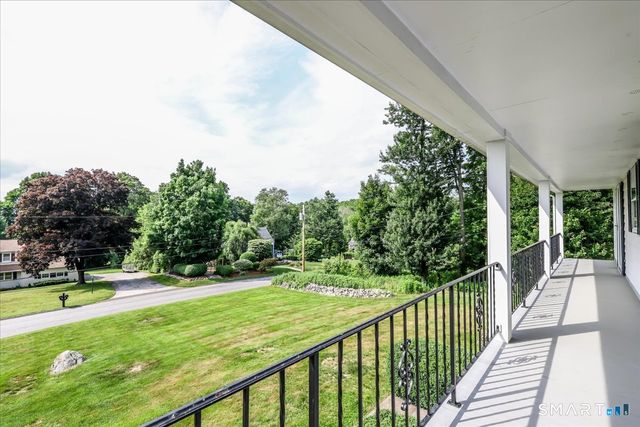 21 White Pine Drive, Brookfield, CT 06804