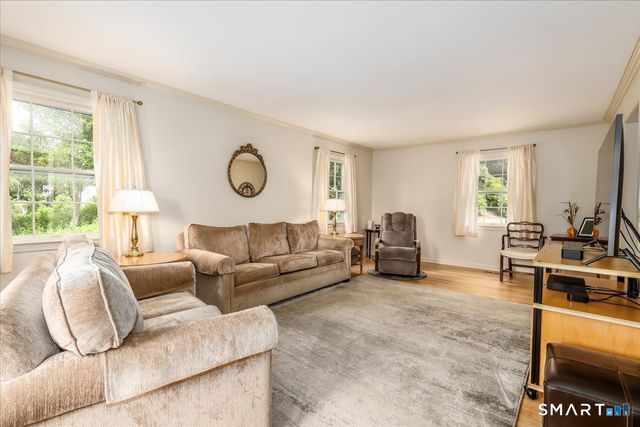 21 White Pine Drive, Brookfield, CT 06804