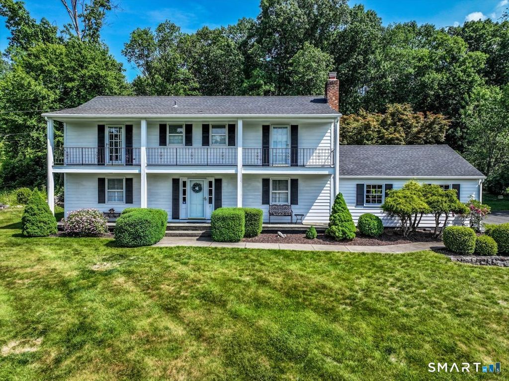 21 White Pine Drive, Brookfield, CT 06804