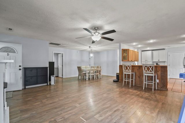 4040 Longleaf Ln., Murrells Inlet, SC 29576