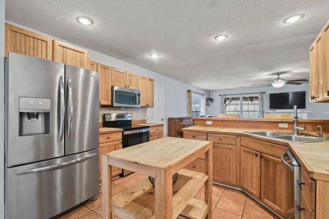 4040 Longleaf Ln., Murrells Inlet, SC 29576