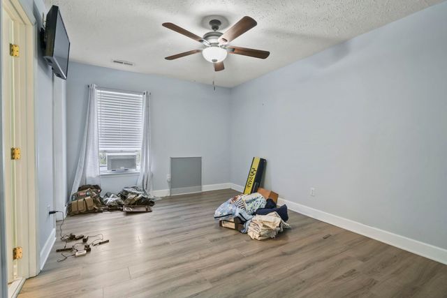 4040 Longleaf Ln., Murrells Inlet, SC 29576