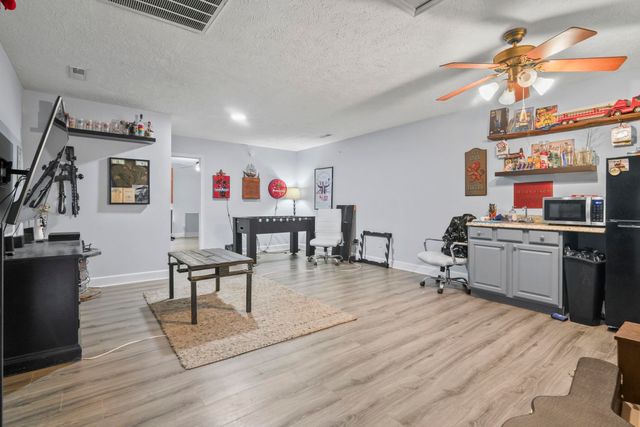 4040 Longleaf Ln., Murrells Inlet, SC 29576