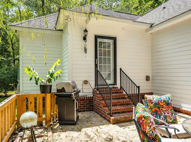 1102 S Main Street, Summerville, SC 29483