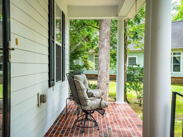 1102 S Main Street, Summerville, SC 29483