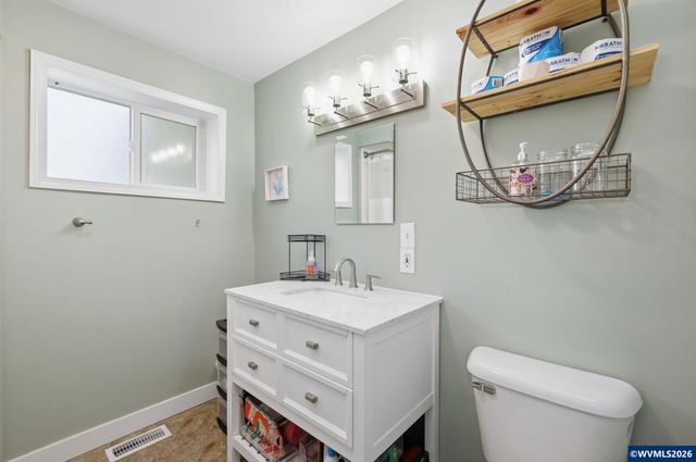 6700 NE Pettibone Dr, Corvallis, OR 97330