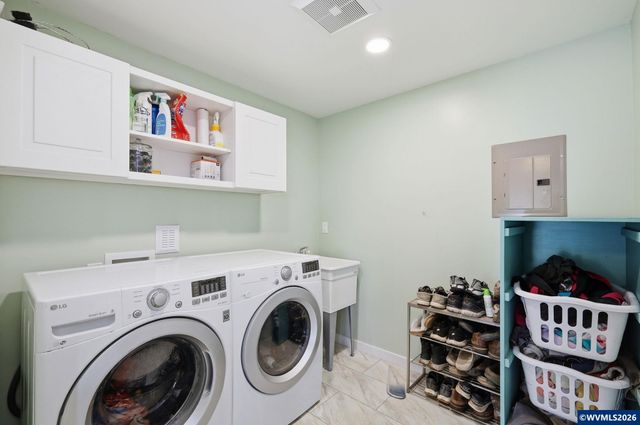 6700 NE Pettibone Dr, Corvallis, OR 97330