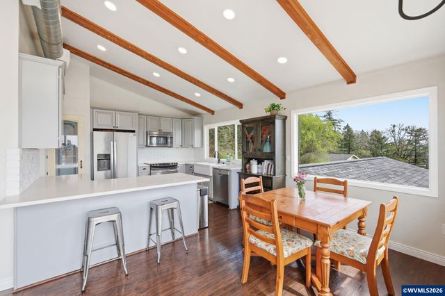 6700 NE Pettibone Dr, Corvallis, OR 97330