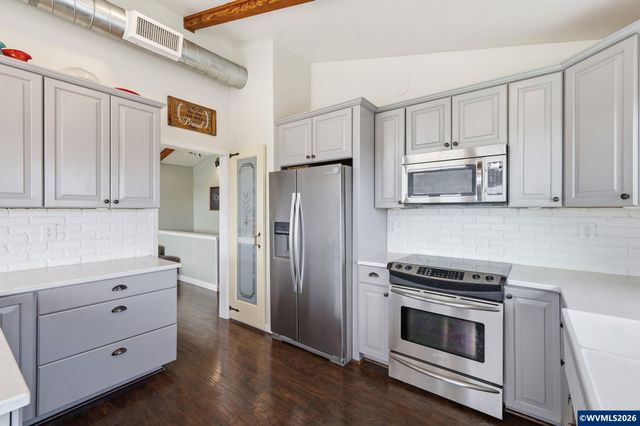 6700 NE Pettibone Dr, Corvallis, OR 97330