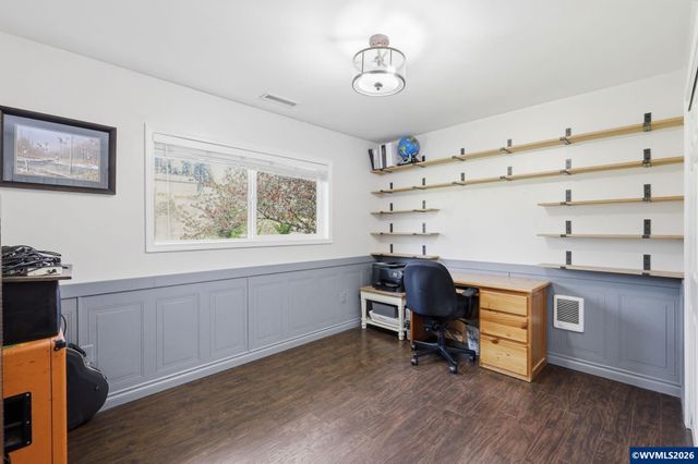 6700 NE Pettibone Dr, Corvallis, OR 97330