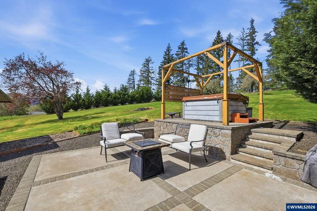 6700 NE Pettibone Dr, Corvallis, OR 97330