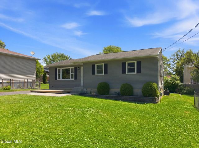 34 Mountainview Avenue, Albany, NY 12208