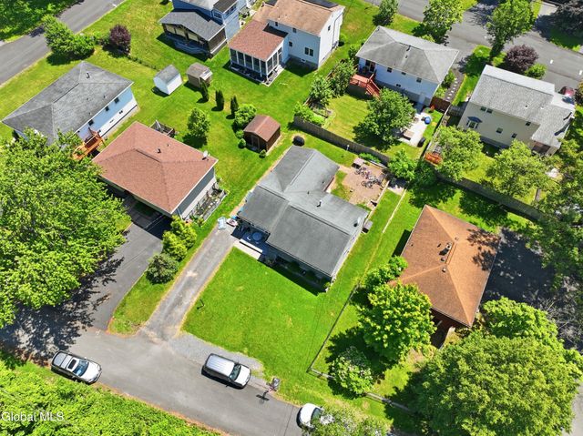34 Mountainview Avenue, Albany, NY 12208