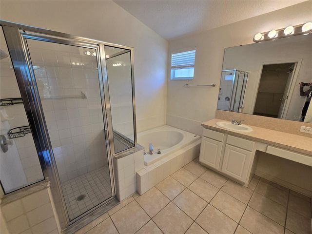 24505 LANDING DRIVE, Lutz, FL 33559