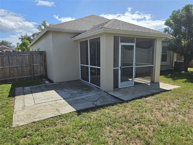 24505 LANDING DRIVE, Lutz, FL 33559