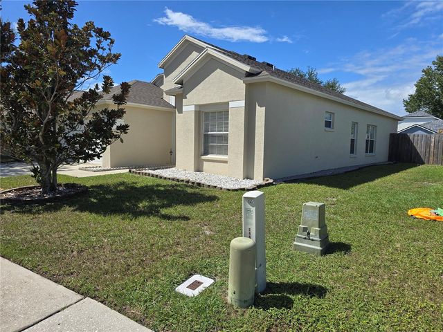 24505 LANDING DRIVE, Lutz, FL 33559