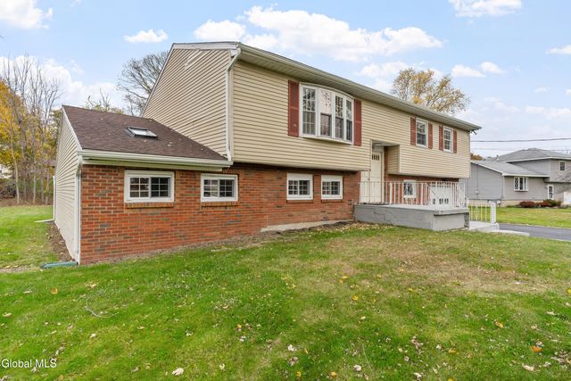 53 Eberle Road, Colonie, NY 12110