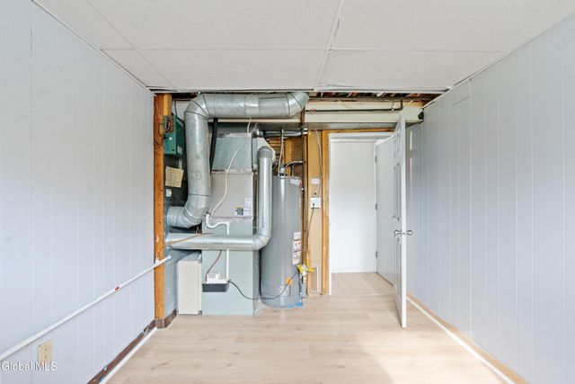 53 Eberle Road, Colonie, NY 12110