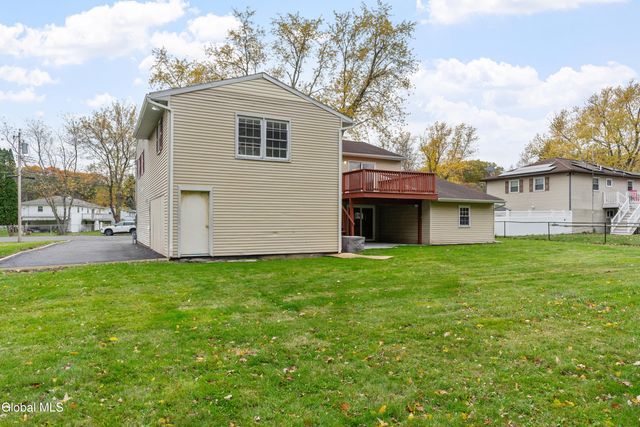 53 Eberle Road, Colonie, NY 12110