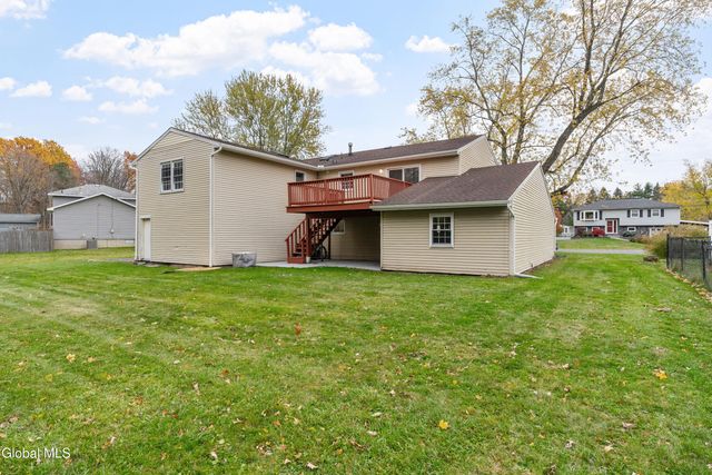 53 Eberle Road, Colonie, NY 12110