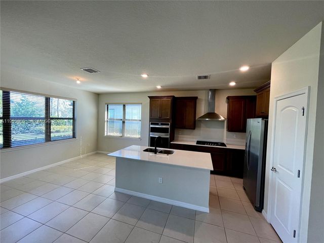 4490 Gramercy Dr 4490, Oakland Park, FL 33309