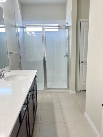 4490 Gramercy Dr 4490, Oakland Park, FL 33309