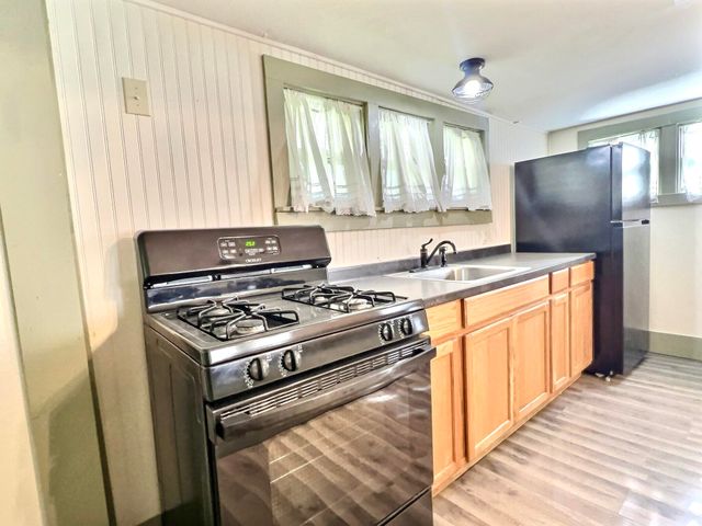 105 N Elm Street, Monett, MO 65708