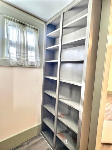 105 N Elm Street, Monett, MO 65708