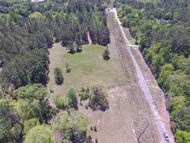 280-1 Waka, Livingston, TX 77351