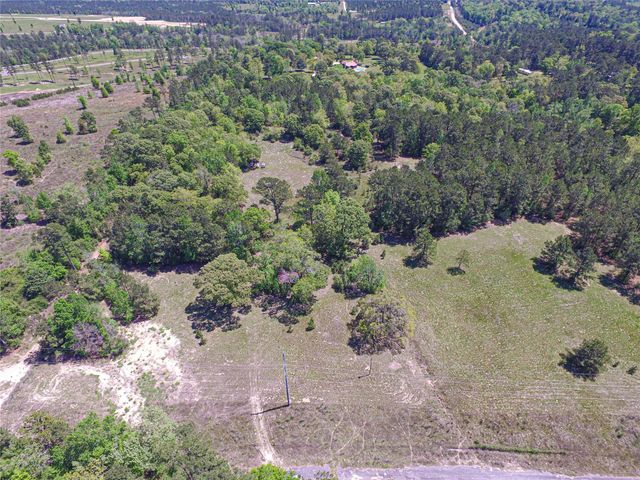 280-1 Waka, Livingston, TX 77351