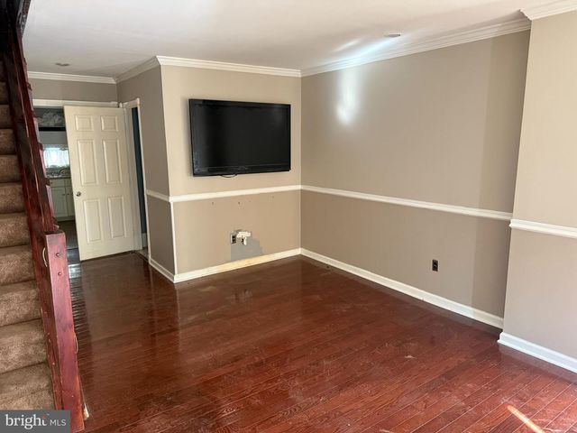 319 MERCY ST, Philadelphia, PA 19148