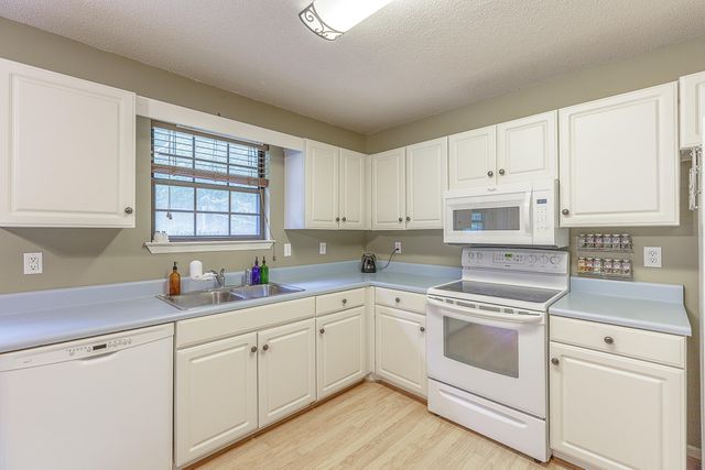 5334 Hunter Village Drive, Ooltewah, TN 37363