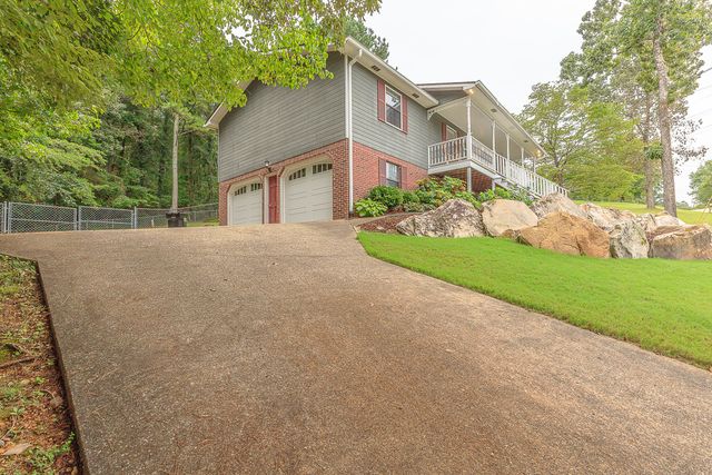 5334 Hunter Village Drive, Ooltewah, TN 37363